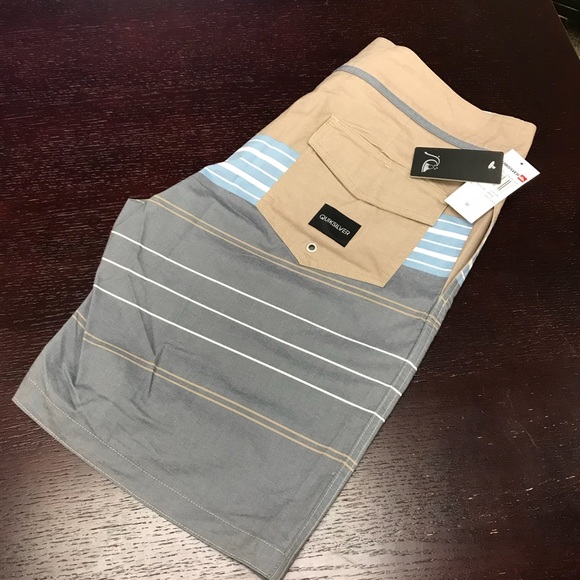 Quicksilver Mens Board Shorts NWT - Picture 3 of 6